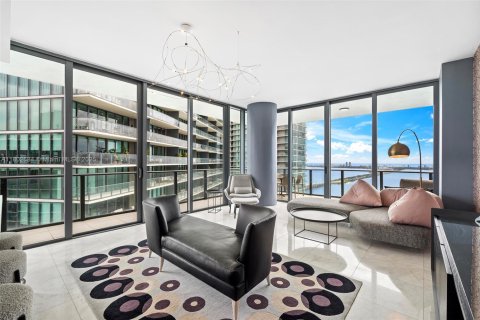 Condominio en venta en Miami, Florida, 3 dormitorios, 153.2 m2 № 1686201 - foto 6