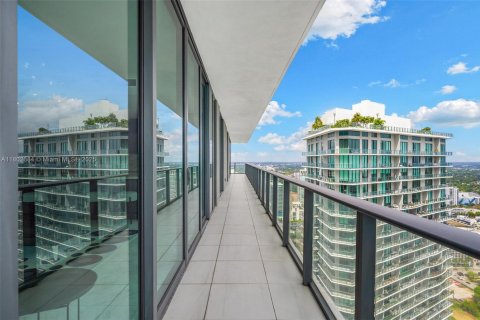 Condominio en venta en Miami, Florida, 3 dormitorios, 153.2 m2 № 1686201 - foto 5