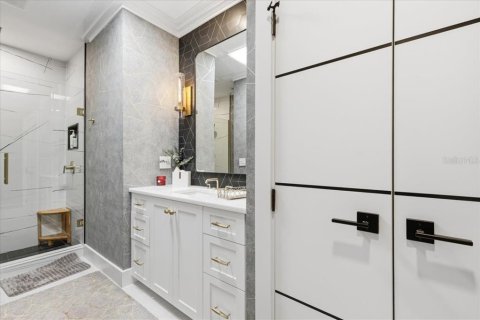 Villa ou maison à vendre à Orlando, Floride: 3 chambres, 219.62 m2 № 2430485 - photo 4