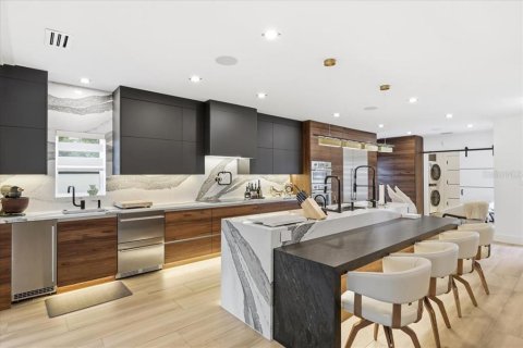 Villa ou maison à vendre à Orlando, Floride: 3 chambres, 219.62 m2 № 2430485 - photo 29