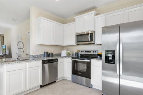 Townhouse in Saint Augustine, Florida 3 bedrooms, 139.54 sq.m. № 1885021 - photo 4