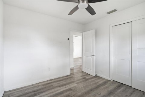 Villa ou maison à vendre à New Port Richey, Floride: 4 chambres, 171.4 m2 № 2280686 - photo 20