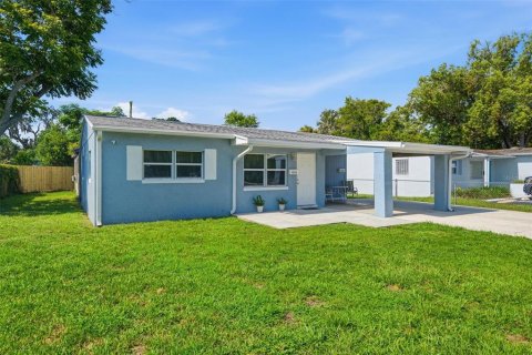 Villa ou maison à vendre à New Port Richey, Floride: 4 chambres, 171.4 m2 № 2280686 - photo 3