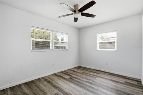 Villa ou maison à vendre à New Port Richey, Floride: 4 chambres, 171.4 m2 № 2280686 - photo 16