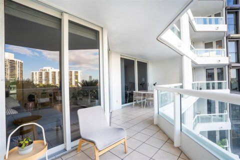 Condominio en venta en Aventura, Florida, 3 dormitorios, 173.91 m2 № 1980174 - foto 14
