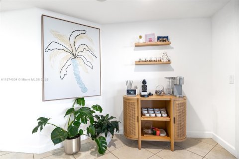 Condominio en venta en Aventura, Florida, 3 dormitorios, 173.91 m2 № 1980174 - foto 13