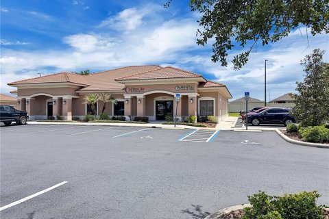 Commercial property in Davenport, Florida 127.46 sq.m. № 2213841 - photo 19
