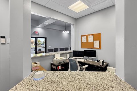 Commercial property in Davenport, Florida 127.46 sq.m. № 2213841 - photo 8