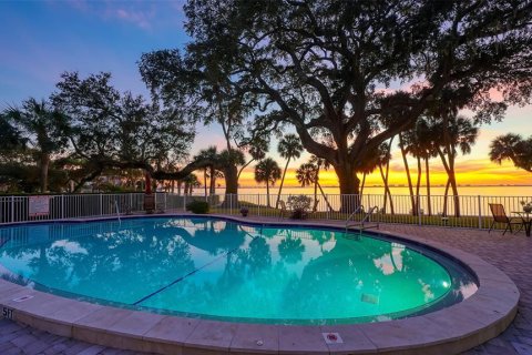 Copropriété à vendre à Sarasota, Floride: 2 chambres, 117.24 m2 № 2133360 - photo 27