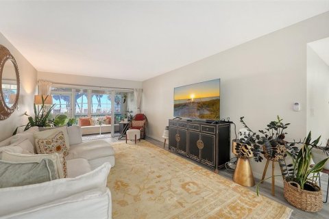 Copropriété à vendre à Sarasota, Floride: 2 chambres, 117.24 m2 № 2133360 - photo 10