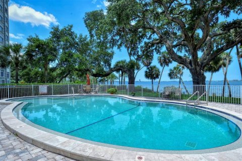 Copropriété à vendre à Sarasota, Floride: 2 chambres, 117.24 m2 № 2133360 - photo 26