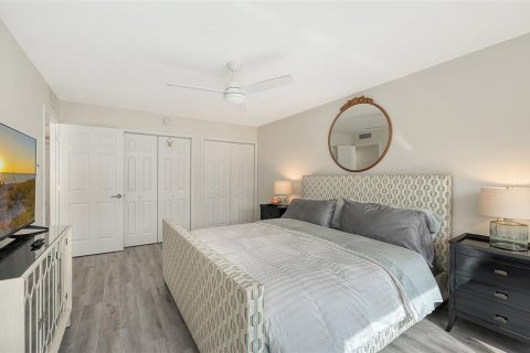 Copropriété à vendre à Sarasota, Floride: 2 chambres, 117.24 m2 № 2133360 - photo 16