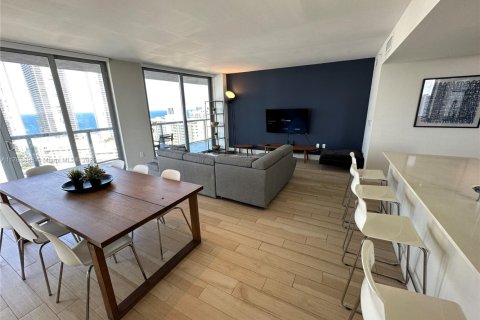 Condominio en venta en Hallandale Beach, Florida, 3 dormitorios, 146.51 m2 № 1959079 - foto 23