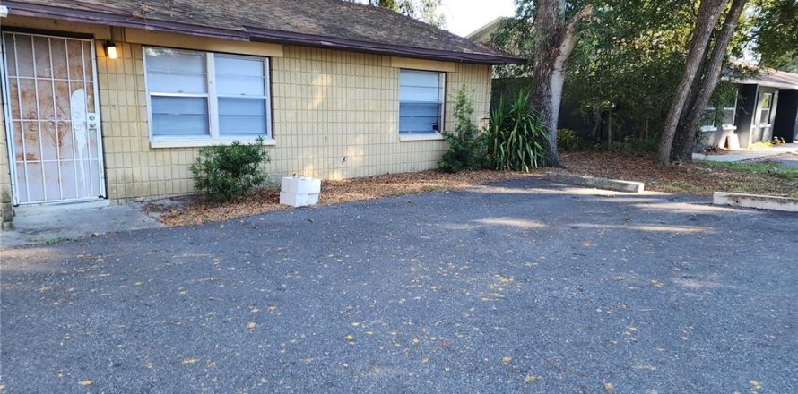 Apartment in Gainesville, Florida 2 bedrooms, 78.04 sq.m. № 1791985