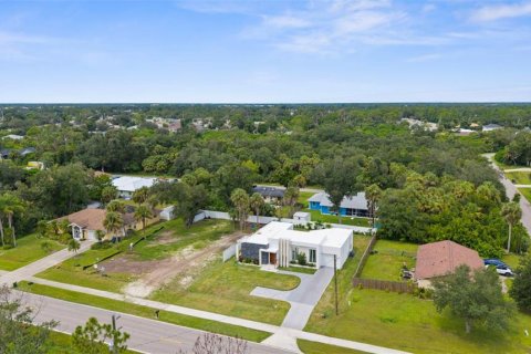 Villa ou maison à vendre à North Port, Floride: 3 chambres, 149.57 m2 № 1906026 - photo 9