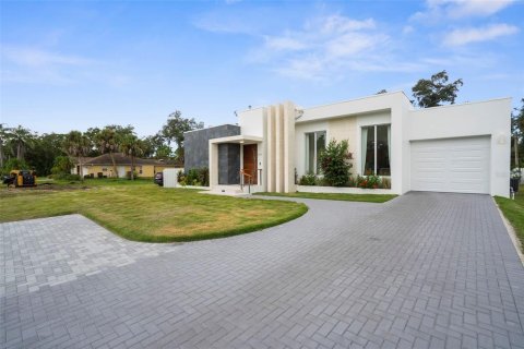Villa ou maison à vendre à North Port, Floride: 3 chambres, 149.57 m2 № 1906026 - photo 4