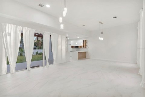 Villa ou maison à vendre à North Port, Floride: 3 chambres, 149.57 m2 № 1906026 - photo 22