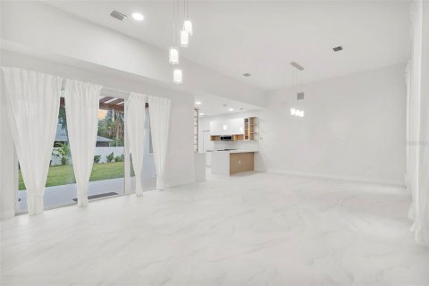 Villa ou maison à vendre à North Port, Floride: 3 chambres, 149.57 m2 № 1906026 - photo 21