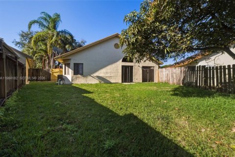 Casa en venta en North Lauderdale, Florida, 3 dormitorios, 133.41 m2 № 2048839 - foto 5