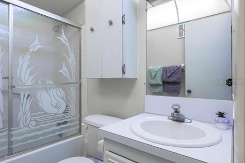 Condominio en alquiler en Saint Petersburg, Florida, 2 dormitorios, 93.83 m2 № 1837134 - foto 14