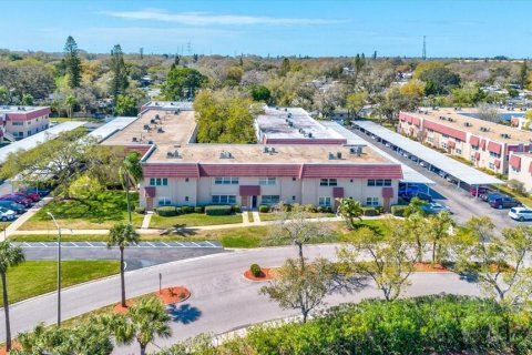 Condominio en alquiler en Saint Petersburg, Florida, 2 dormitorios, 93.83 m2 № 1837134 - foto 19