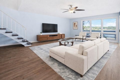 Condo in Apopka, Florida, 2 bedrooms № 2110975 - photo 3