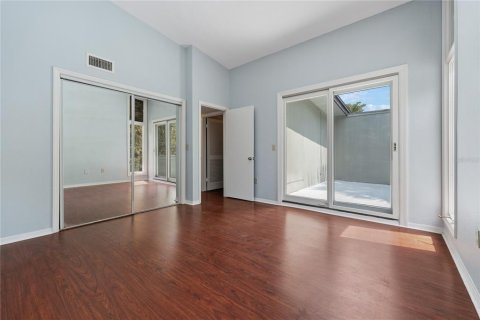 Condo in Apopka, Florida, 2 bedrooms № 2110975 - photo 19
