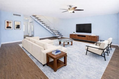 Condo in Apopka, Florida, 2 bedrooms № 2110975 - photo 4