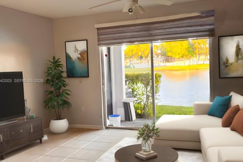 Adosado en alquiler en Miramar, Florida, 3 dormitorios, 121.33 m2 № 2054386 - foto 5