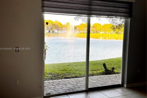 Adosado en alquiler en Miramar, Florida, 3 dormitorios, 121.33 m2 № 2054386 - foto 7