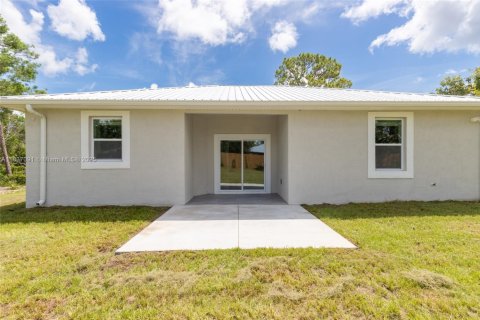 House in Lake Placid, Florida 3 bedrooms, 108.7 sq.m. № 1823724 - photo 10