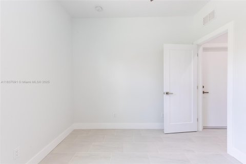 House in Lake Placid, Florida 3 bedrooms, 108.7 sq.m. № 1823724 - photo 30