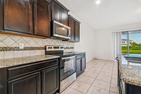 Adosado en alquiler en Tampa, Florida, 3 dormitorios, 174.66 m2 № 1916734 - foto 4