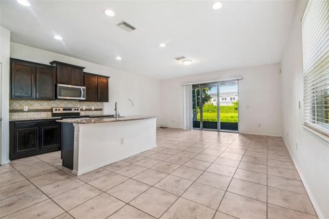 Adosado en alquiler en Tampa, Florida, 3 dormitorios, 174.66 m2 № 1916734 - foto 5