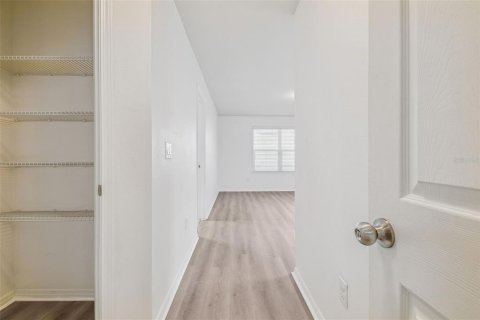 Adosado en alquiler en Tampa, Florida, 3 dormitorios, 174.66 m2 № 1916734 - foto 12