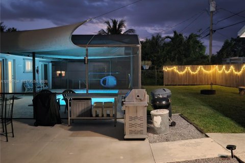 House in Cutler Bay, Florida 3 bedrooms, 113.15 sq.m. № 2390479 - photo 29