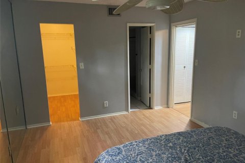 Condo in Oakland Park, Florida, 3 bedrooms  № 2088278 - photo 26