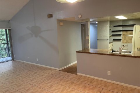 Condo in Oakland Park, Florida, 3 bedrooms  № 2088278 - photo 19