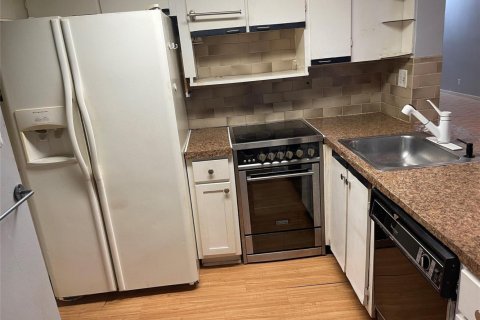 Condo in Oakland Park, Florida, 3 bedrooms  № 2088278 - photo 22