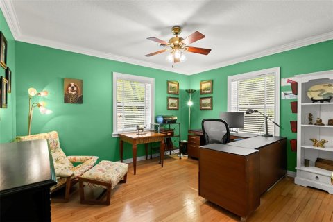 House in Saint Petersburg, Florida 3 bedrooms, 219.62 sq.m. № 1911352 - photo 20