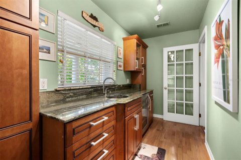 House in Saint Petersburg, Florida 3 bedrooms, 219.62 sq.m. № 1911352 - photo 25