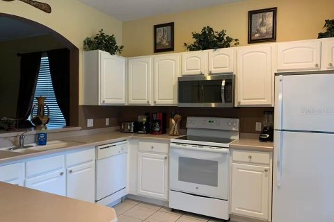House in Kissimmee, Florida 6 bedrooms, 261.24 sq.m. № 1826251 - photo 16