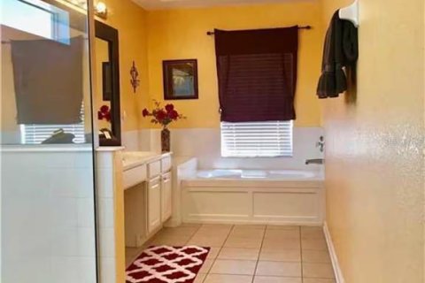 House in Kissimmee, Florida 6 bedrooms, 261.24 sq.m. № 1826251 - photo 13