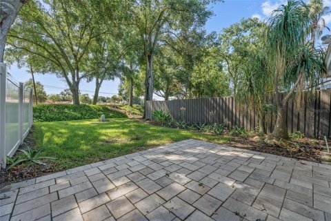 Touwnhouse à vendre à Orlando, Floride: 3 chambres, 161.84 m2 № 2224922 - photo 23