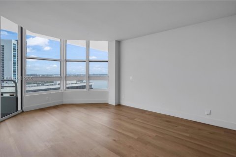 Apartment in Miami, Florida 2 bedrooms, 119.94 sq.m. № 2066999 - photo 18
