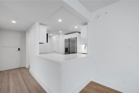 Apartment in Miami, Florida 2 bedrooms, 119.94 sq.m. № 2066999 - photo 7