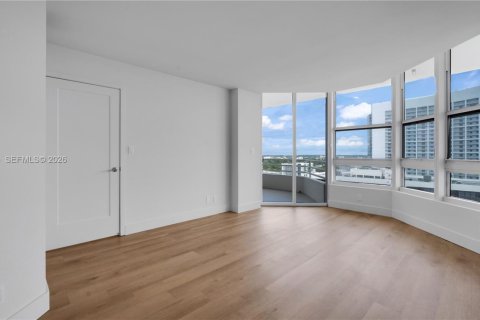 Apartment in Miami, Florida 2 bedrooms, 119.94 sq.m. № 2066999 - photo 20