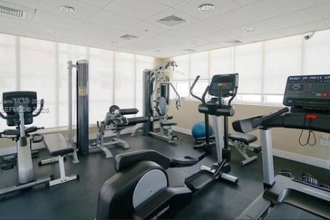 Copropriété à louer à Coral Gables, Floride: 2 chambres, 96.34 m2 № 1998334 - photo 16