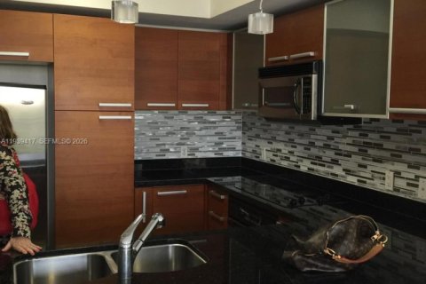 Copropriété à louer à Coral Gables, Floride: 2 chambres, 96.34 m2 № 1998334 - photo 13