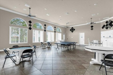 House in Davenport, Florida 5 bedrooms, 277.22 sq.m. № 1218563 - photo 17